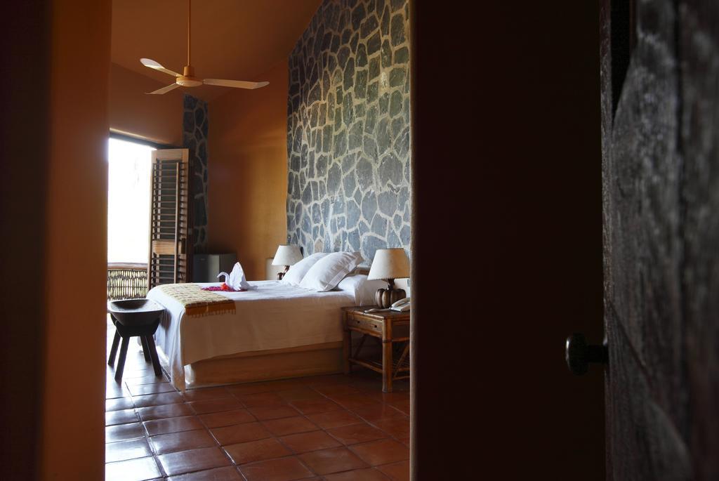 Hotel Casa Don Francisco Ixtapa  Εξωτερικό φωτογραφία