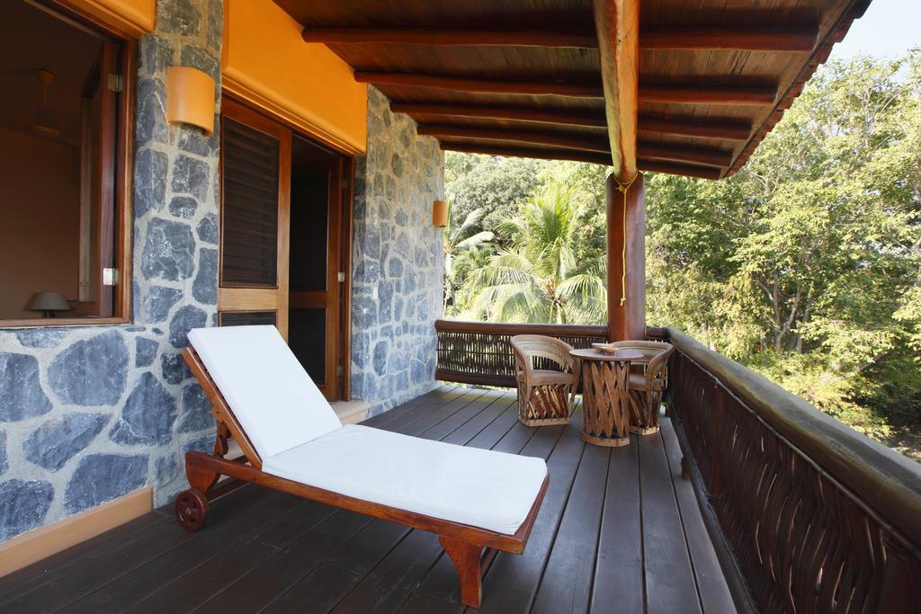 Hotel Casa Don Francisco Ixtapa  Εξωτερικό φωτογραφία