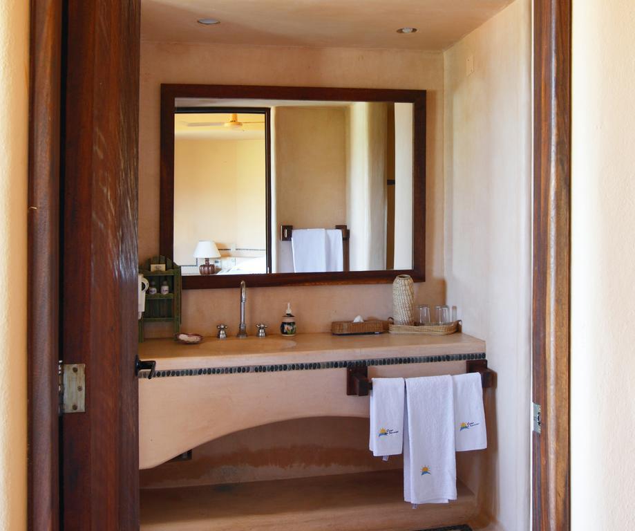 Hotel Casa Don Francisco Ixtapa  Δωμάτιο φωτογραφία