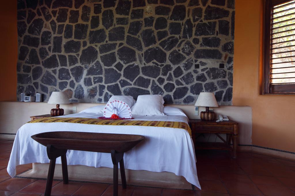 Hotel Casa Don Francisco Ixtapa  Εξωτερικό φωτογραφία
